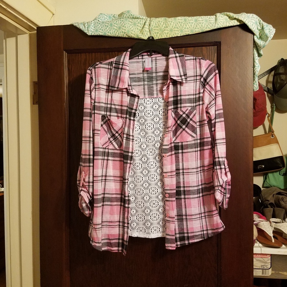 Nobo No Boundaries pink plaid lace top M 7-9